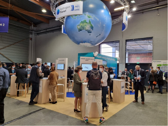 프랑스 파리서 열리는 수소산업전(Hyvolution) 행사장 전경. <수소모빌리티+쇼 조직위원회 제공>